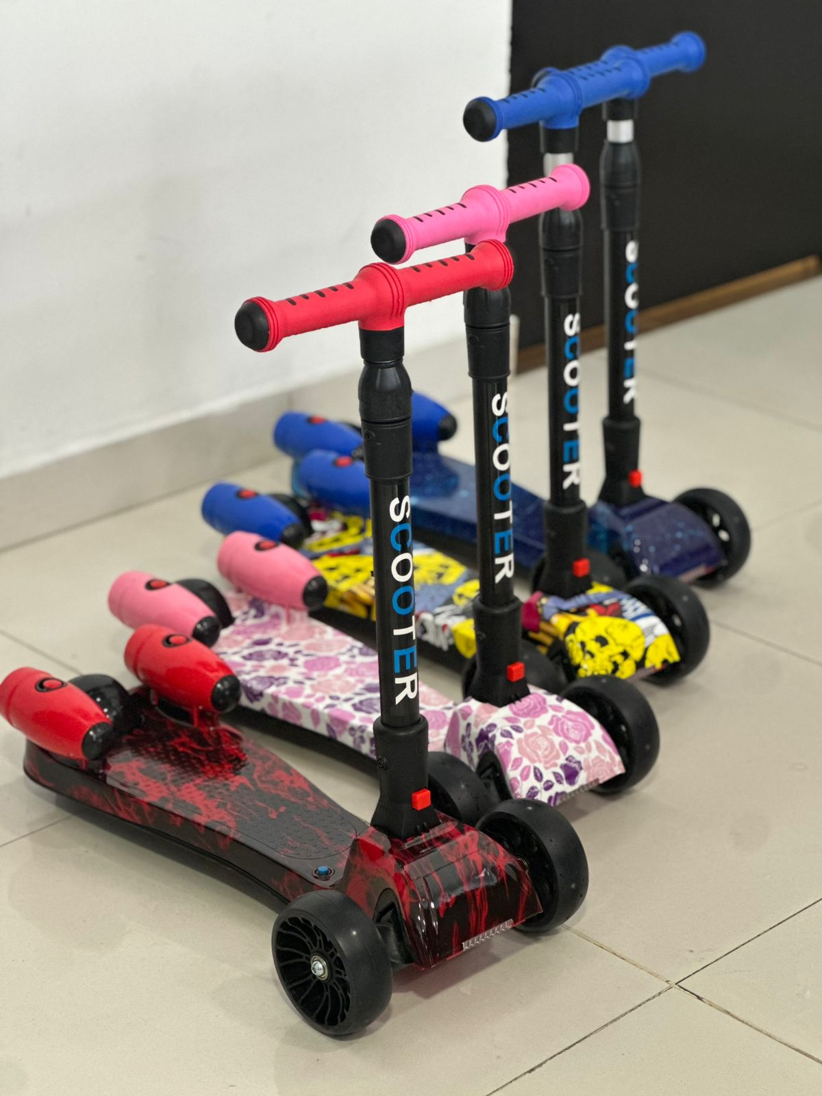 Patineta Scooter con Humo- Pago Contraentrega y Envío gratis