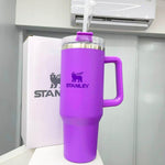 Termo Stanley 1.1 Elegante y Versátil 40 oz